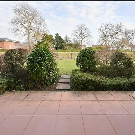 Boeker - Nr 12 - Strandhotel Kellenhusen